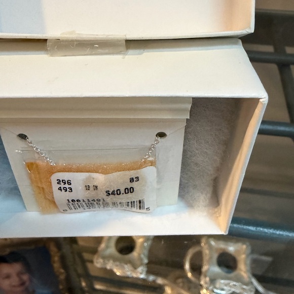 Macy's Sterling Silver Peace Pendant Necklace NWT In Original Box - Picture 3 of 4